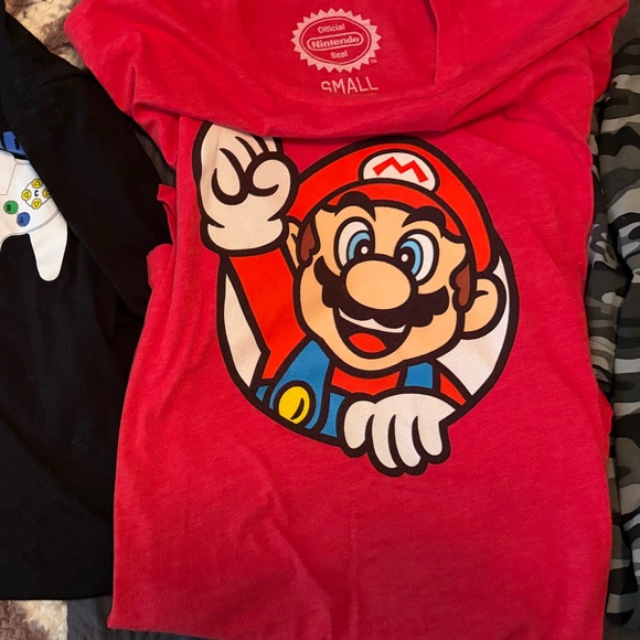 Super Mario Shirt Red Officially Licensed Nintendo Graphic Tee Adult Small - Picture 4 of 4